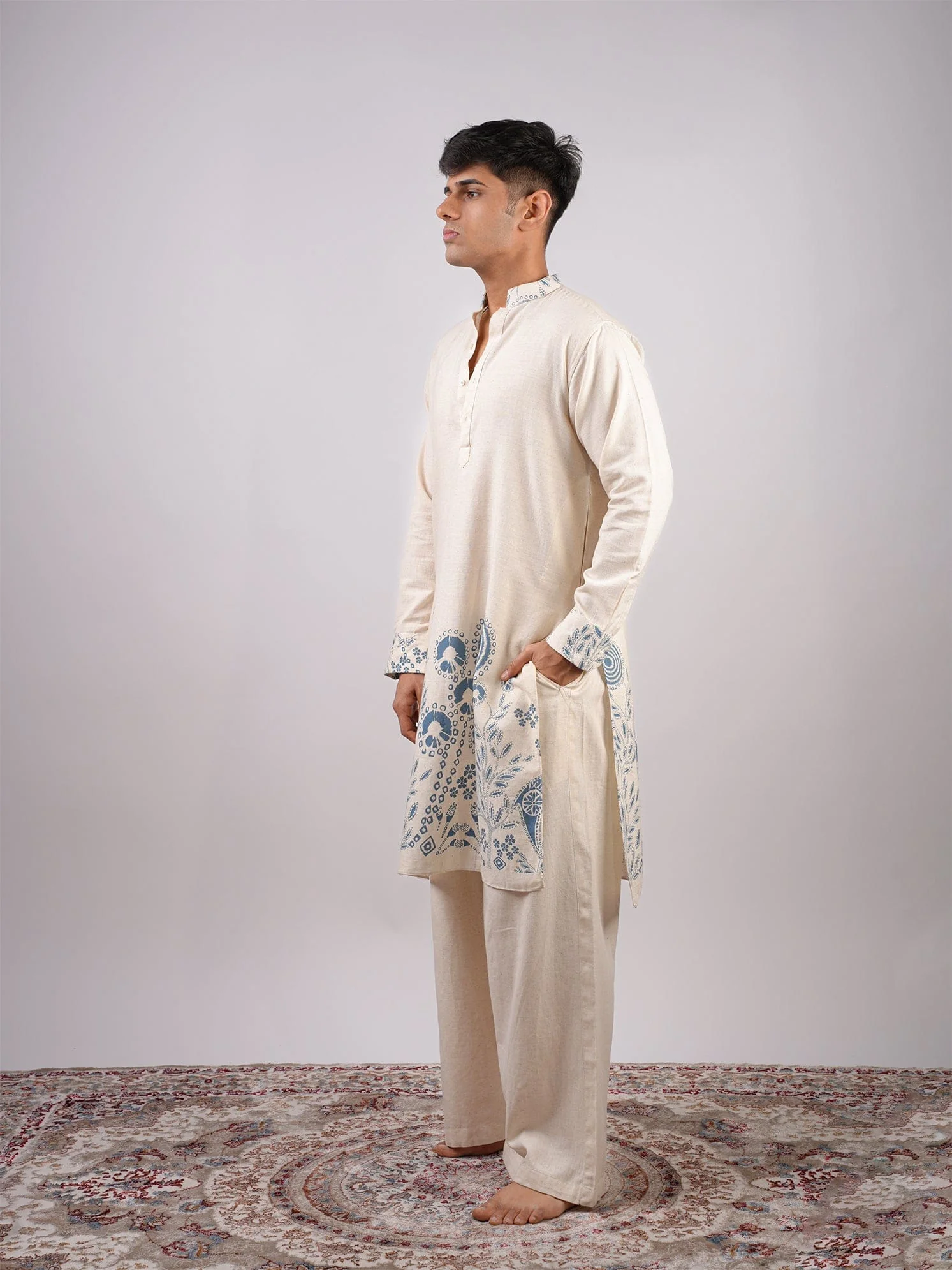 Sur Inverted Sleeves Long Kurta - Image 3
