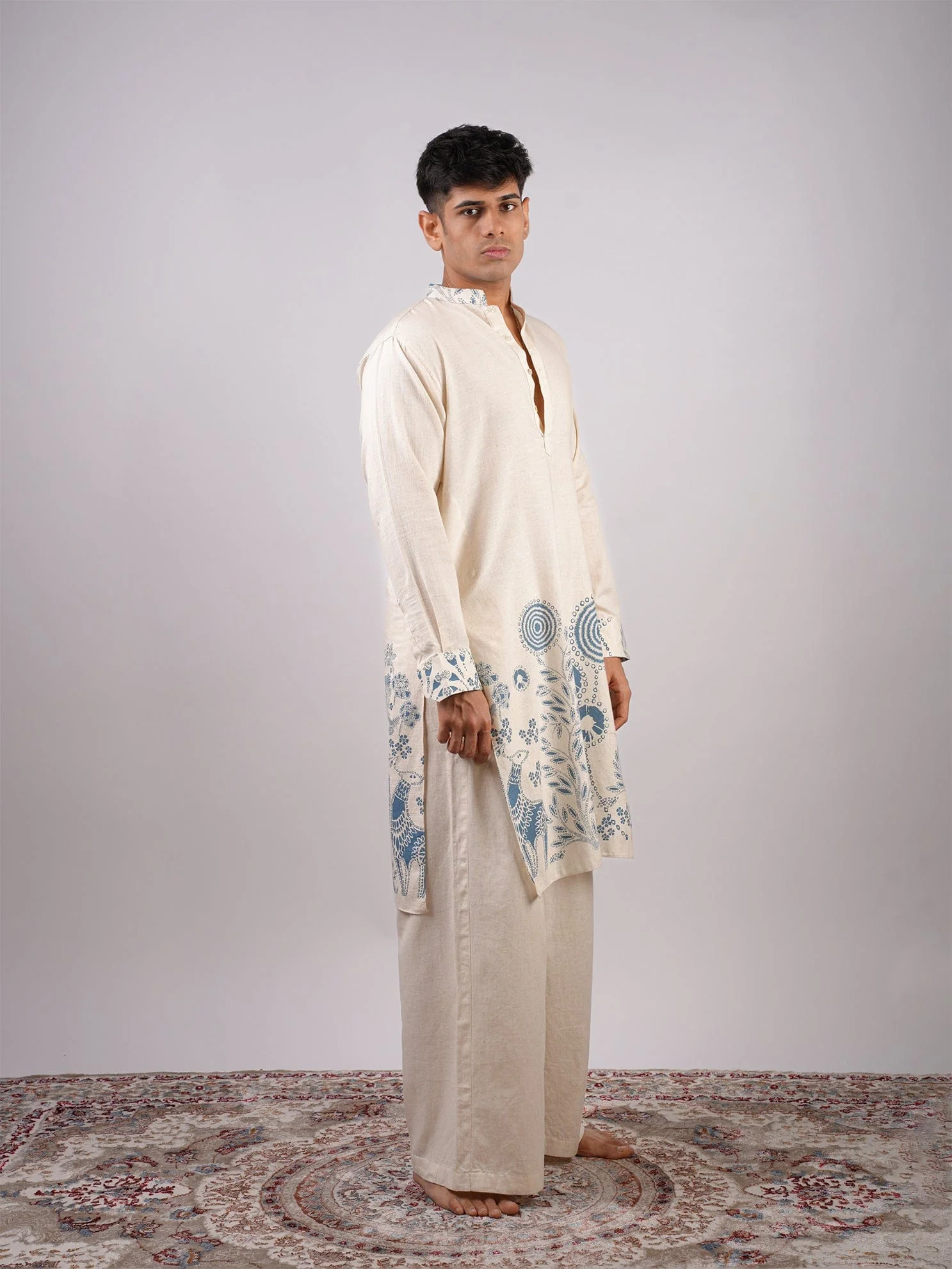 Sur Inverted Sleeves Long Kurta - Image 4
