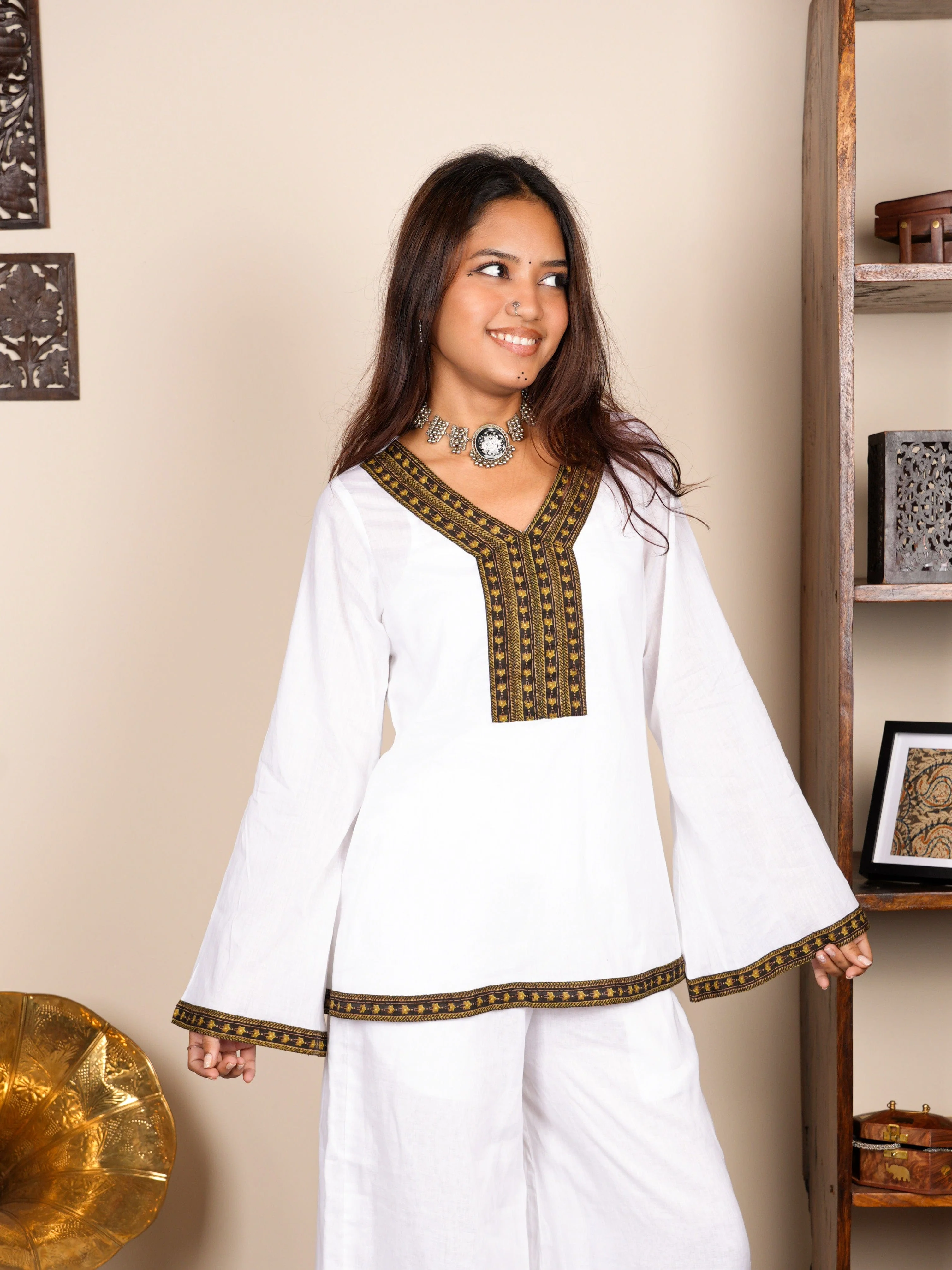 Sasi Mul Cover-Up Kurti - Image 3