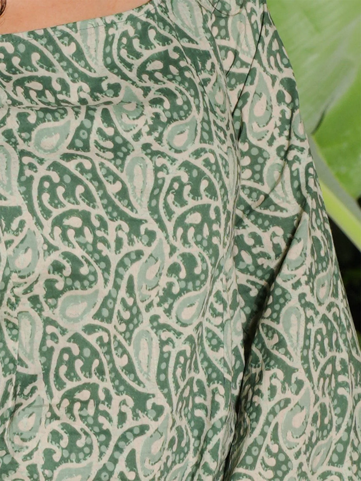 Aani Deep Back Sleeved Kurti - Image 5