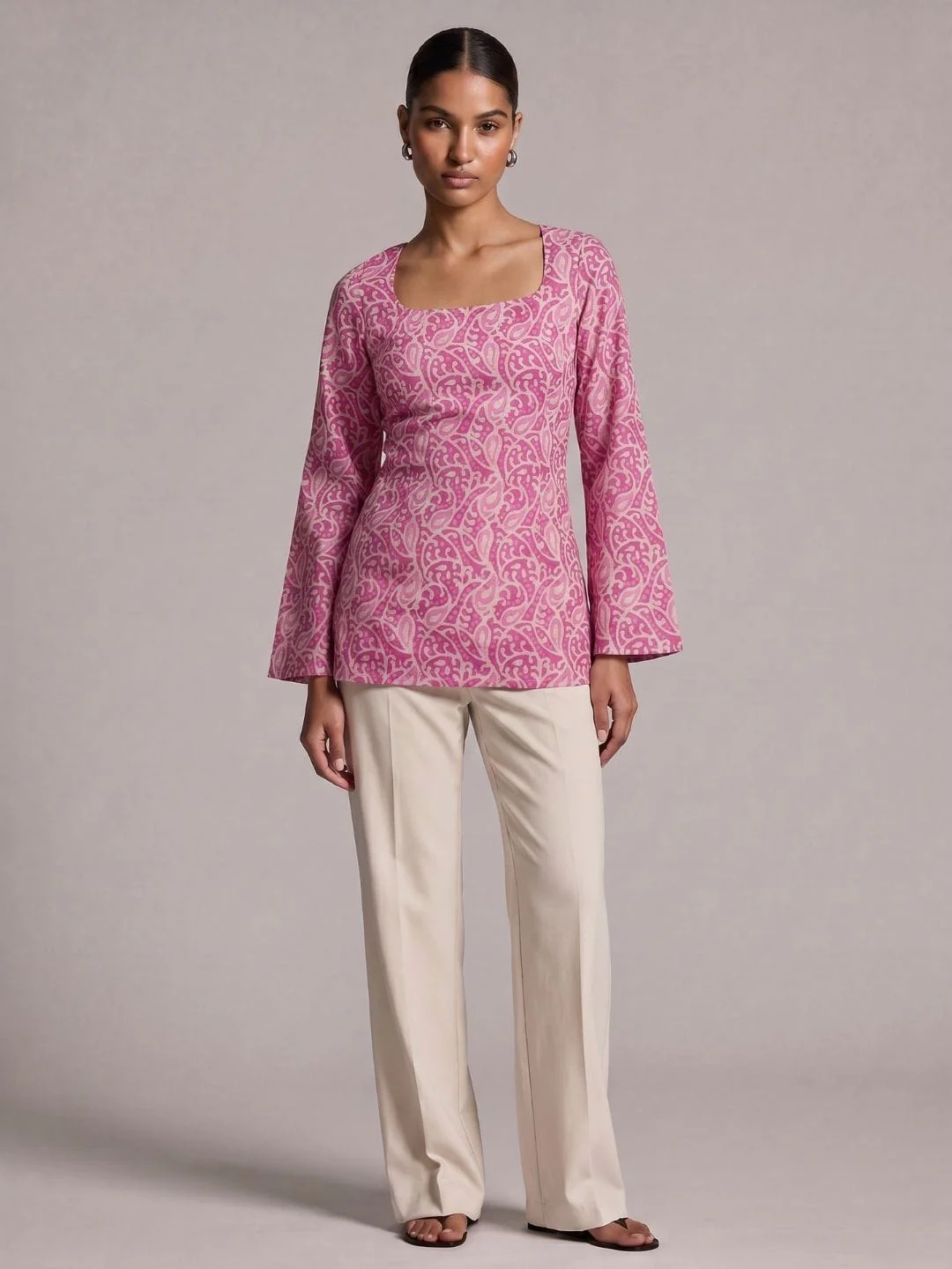 Aashi Deep Back Sleeved Kurti - Image 5