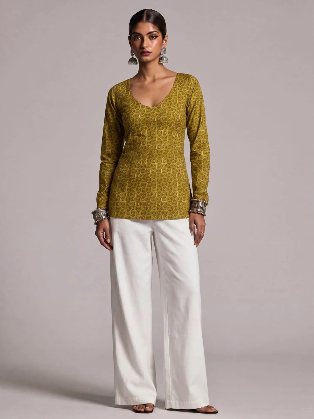 Alaya Sleeved Kurti - Image 5