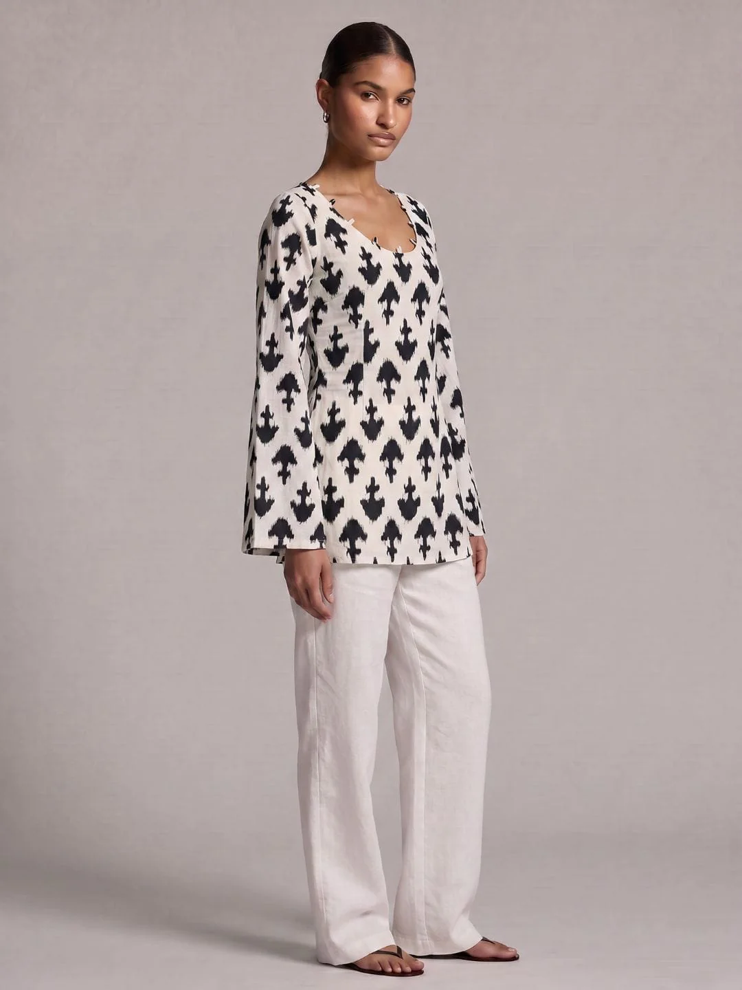 Amani Bell Sleeves Kurti - Image 3