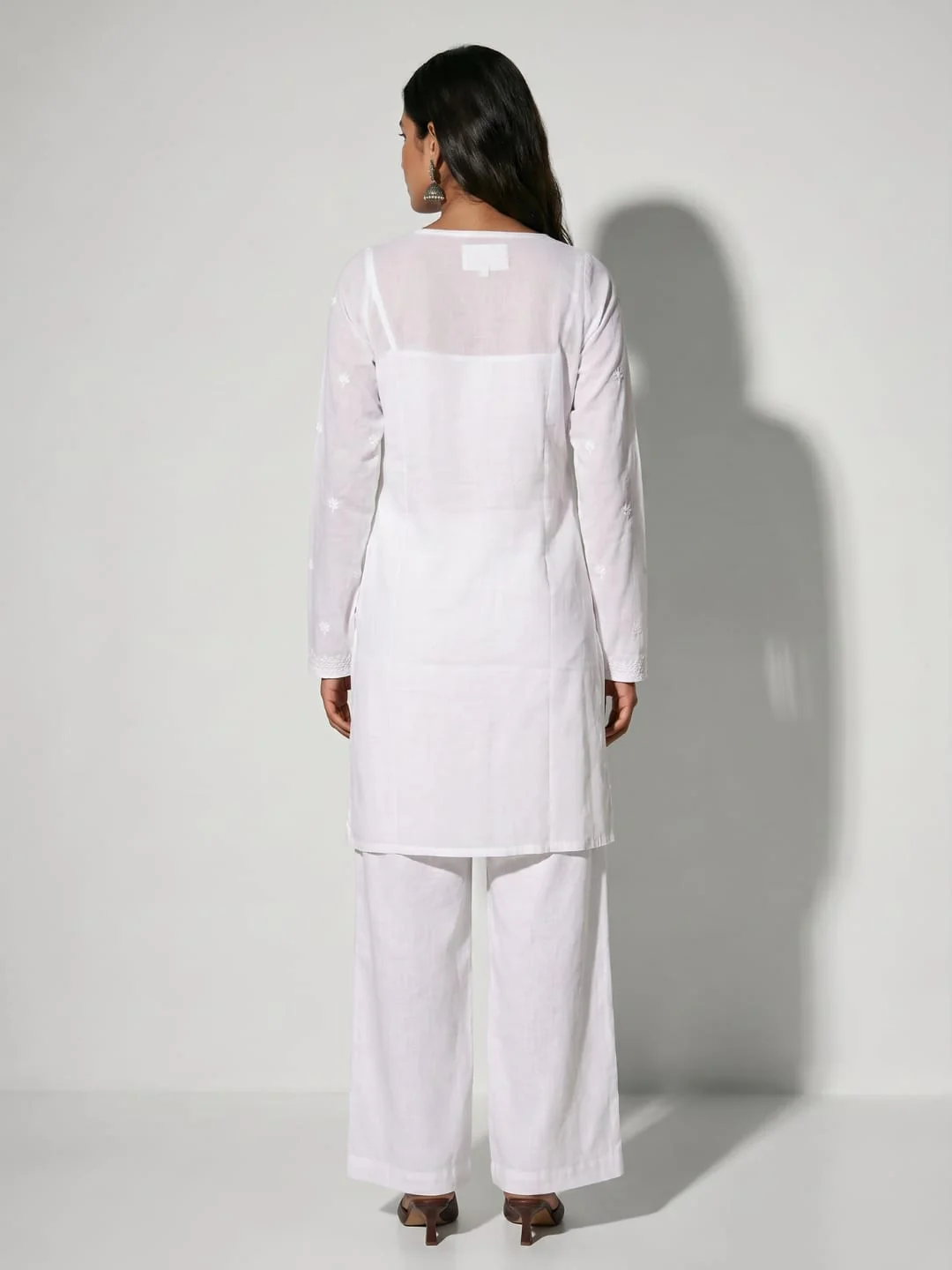 Arka Mul Chikankari Kurti - Image 2