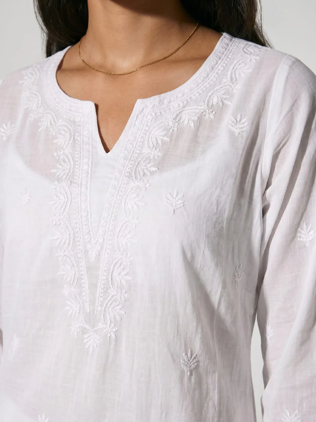 Arka Mul Chikankari Kurti - Image 4