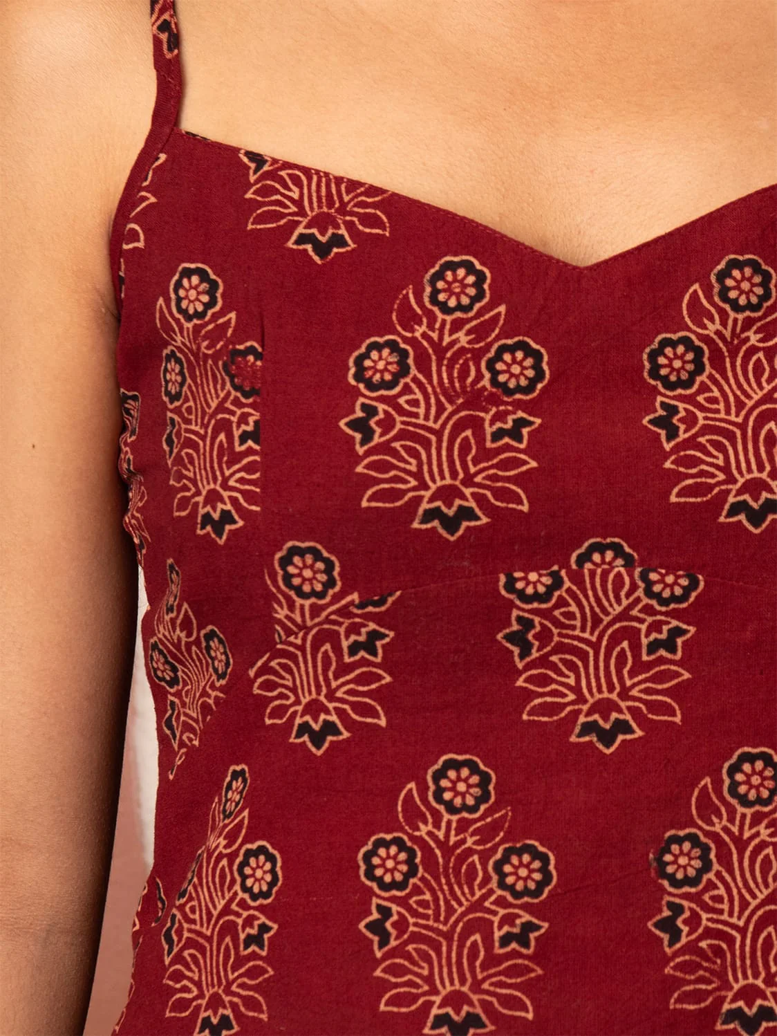 Asnoor Fitted Top - Image 4