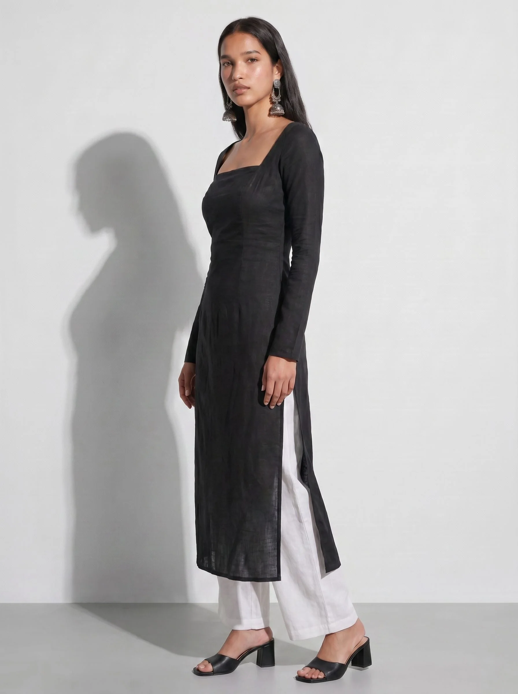 Baani Sleeved Corset Long Kurti - Image 3