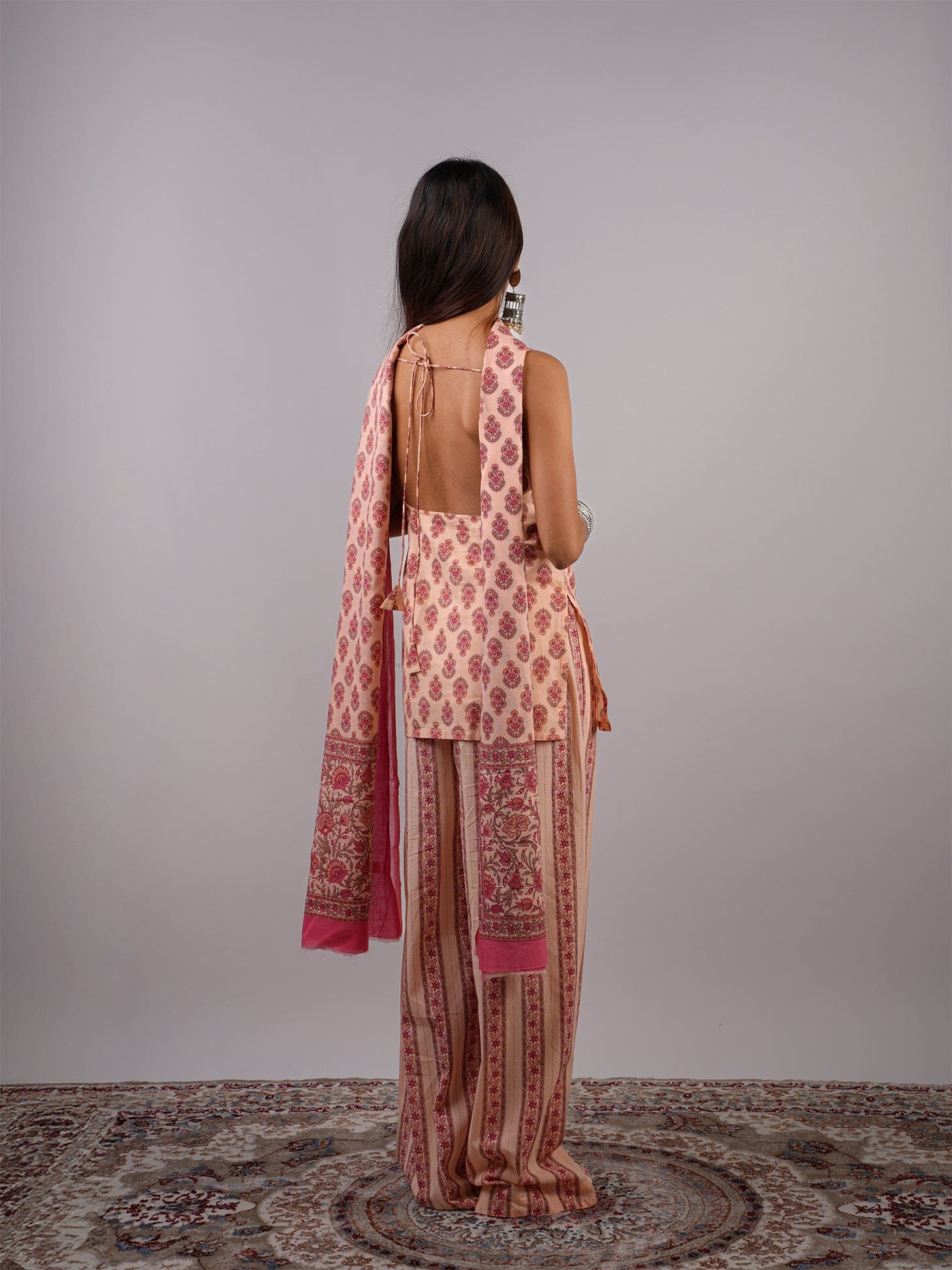 Bul Bul Deep Back Kurti Dupatta & Pant Set - Image 4