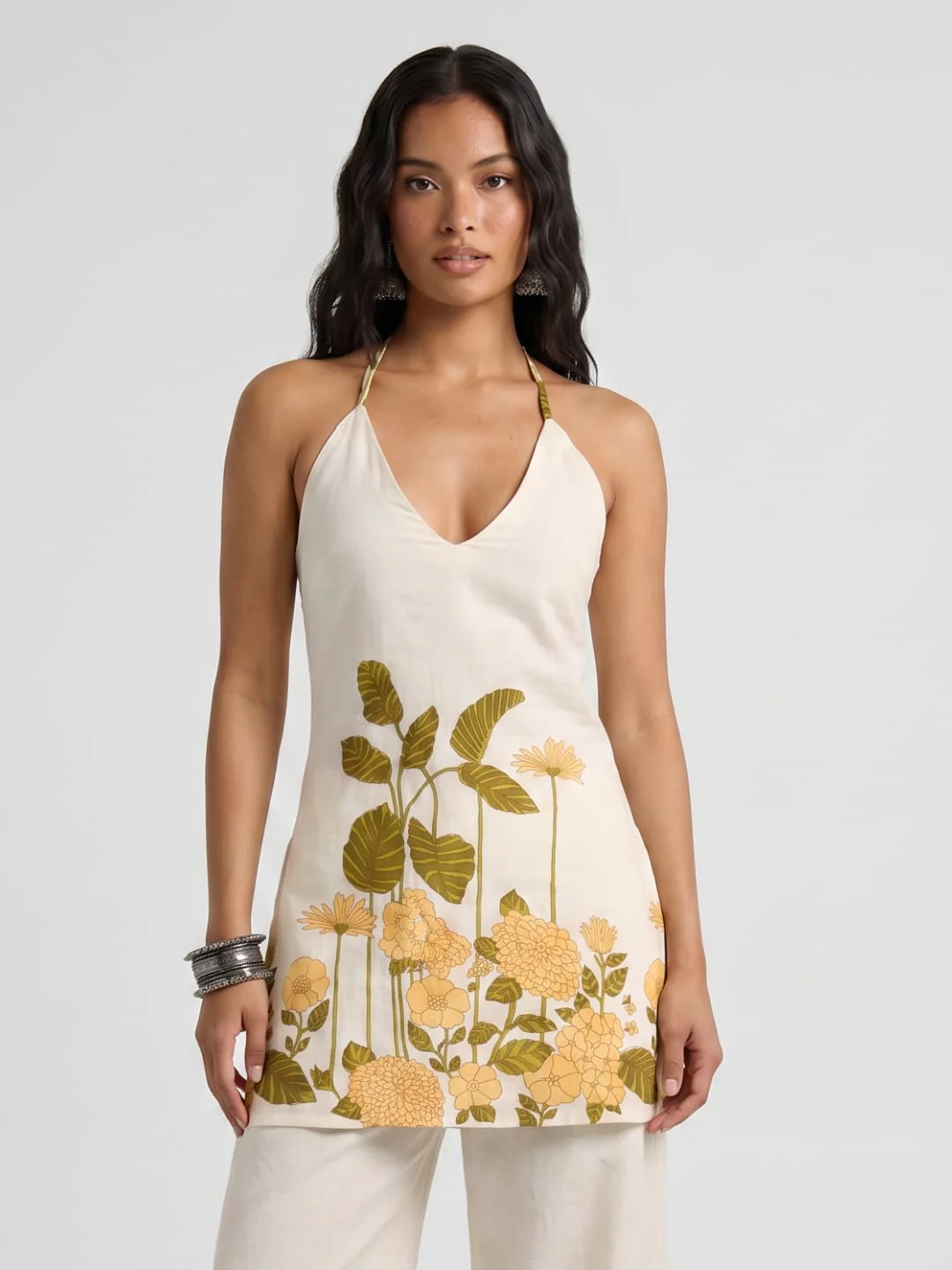 Delilah Halterneck Kurti Pant Set - Image 4