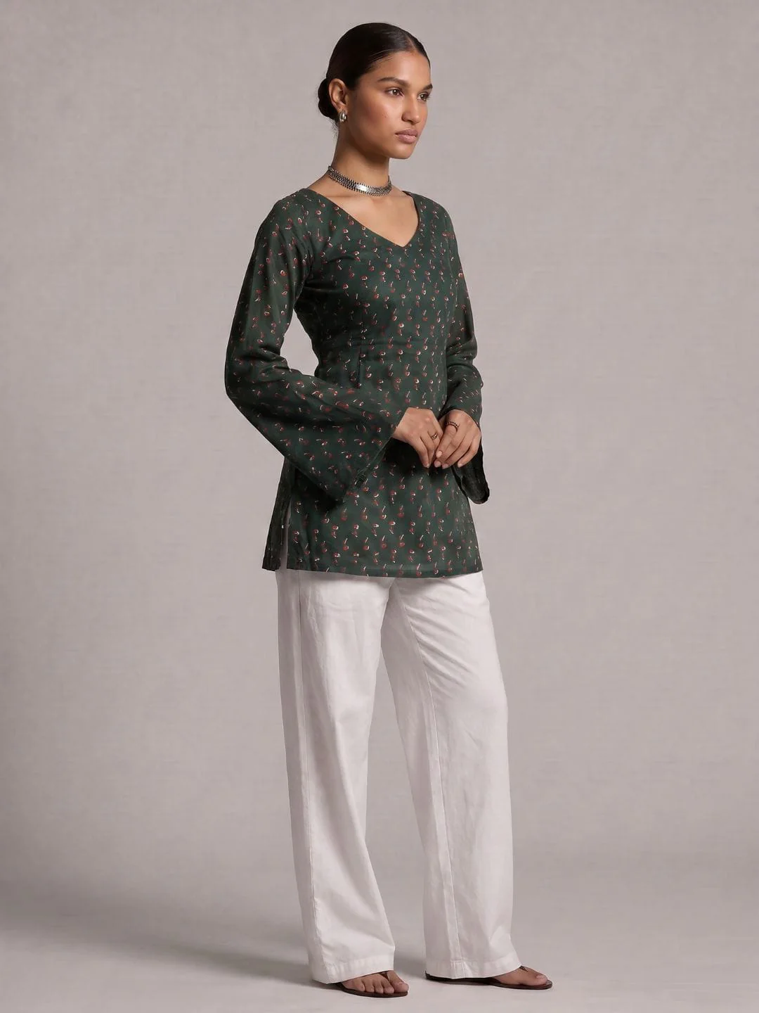 Hoor Backless Sleeved Corset Kurti - Image 3