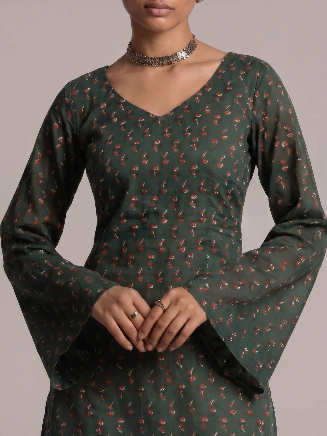 Hoor Backless Sleeved Corset Kurti - Image 4