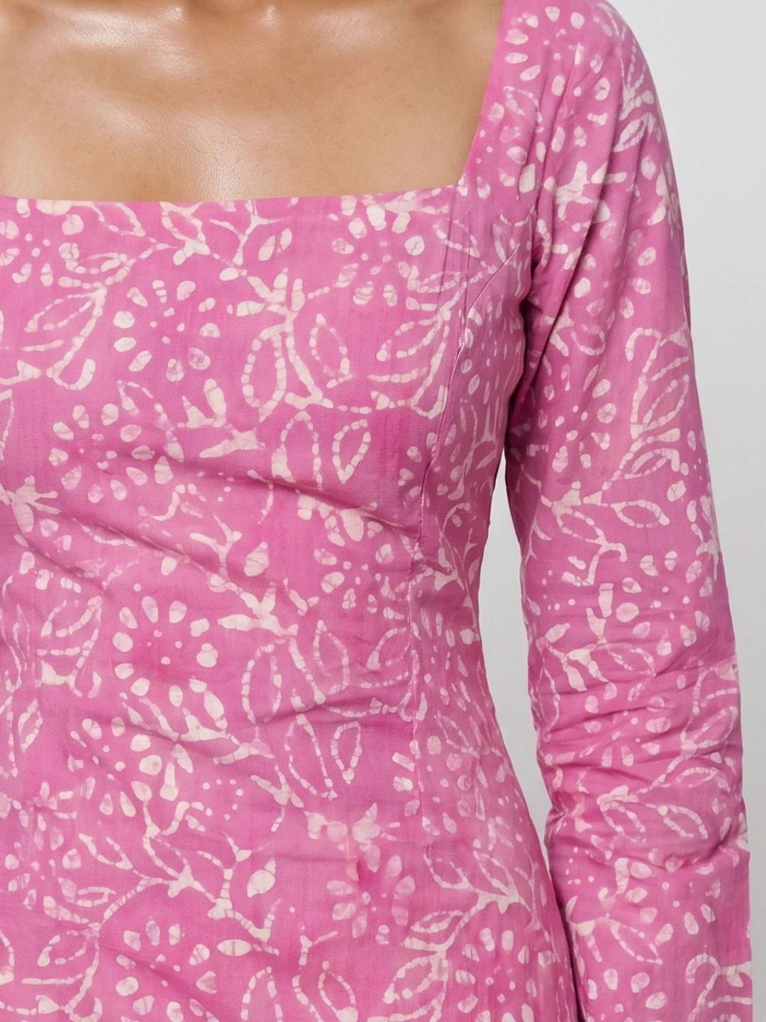Jasmin Pink Full Sleeve Kurti - Image 4