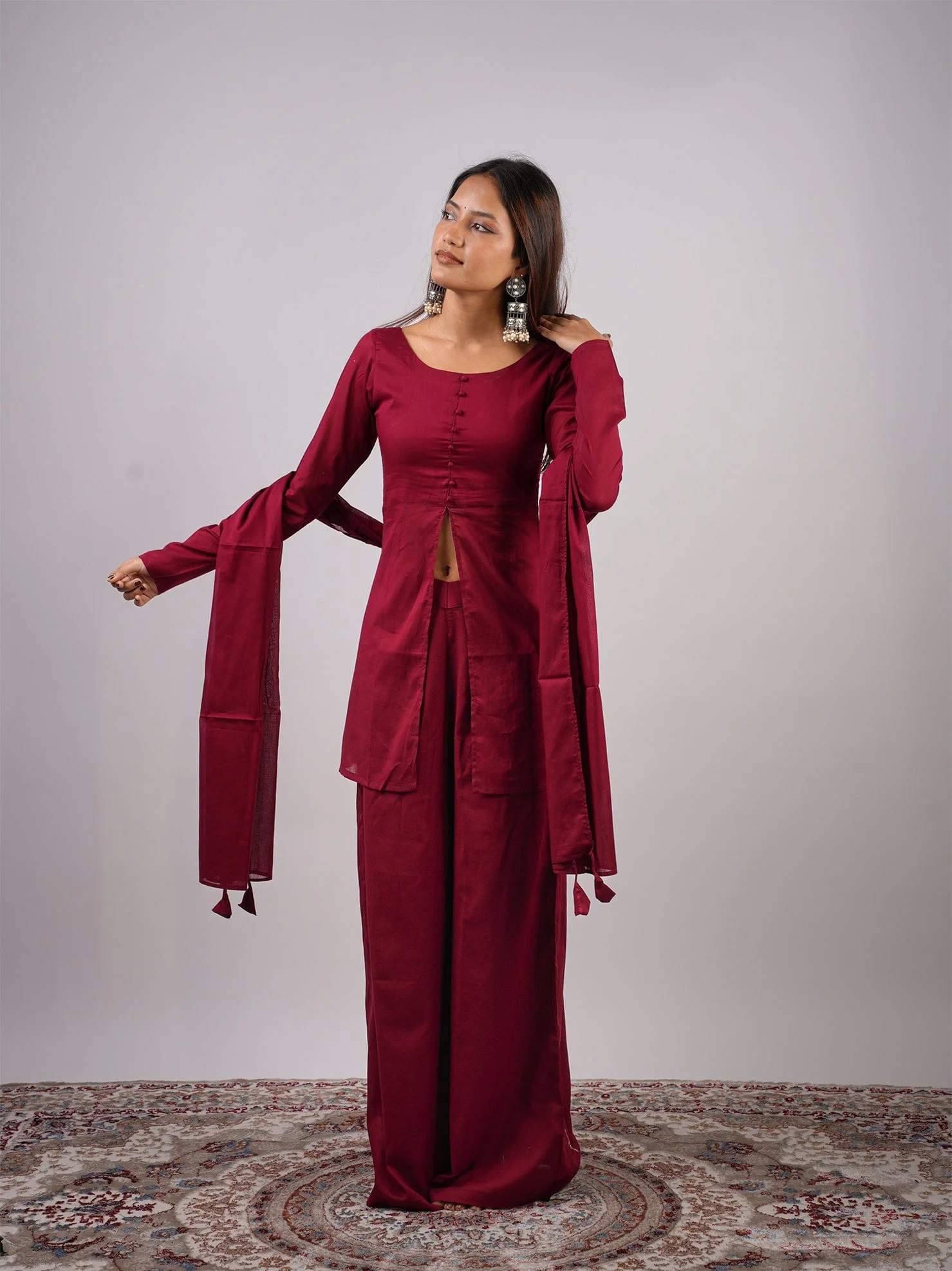 Kareena Mul Kurti Pant Dupatta Set - Image 3