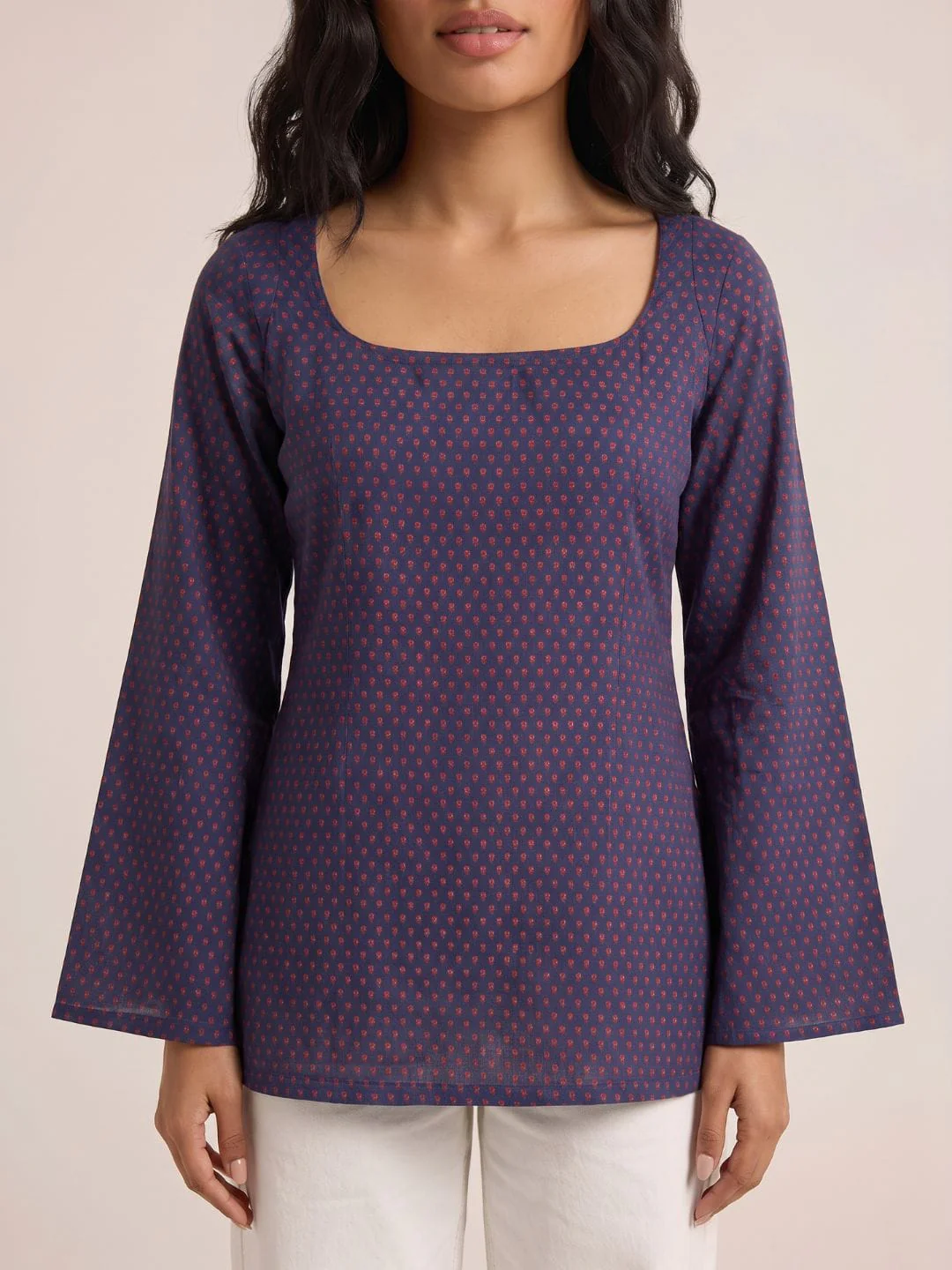 Karima Deep Back Sleeved Kurti - Image 4