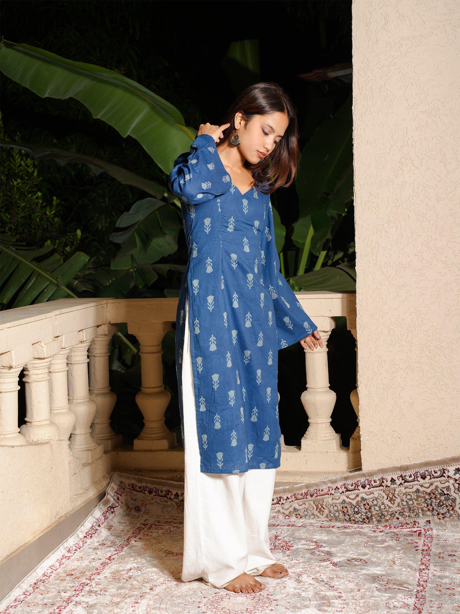 Meghna Bell Sleeved Long Kurti - Image 3