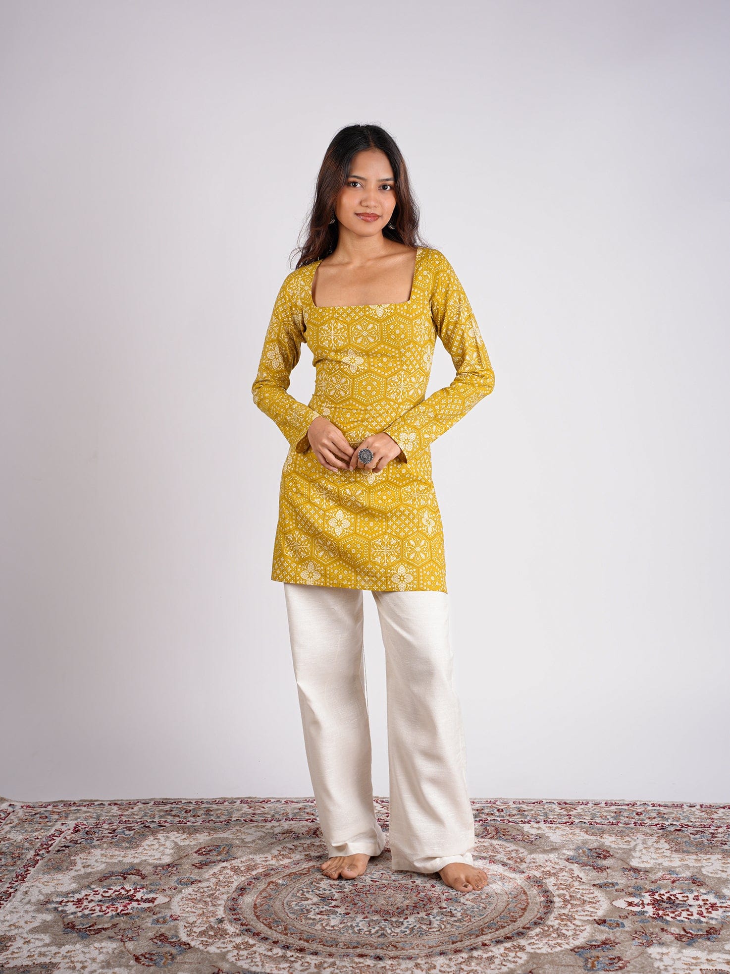 Mishti Sleeved Corset Kurti - Image 4