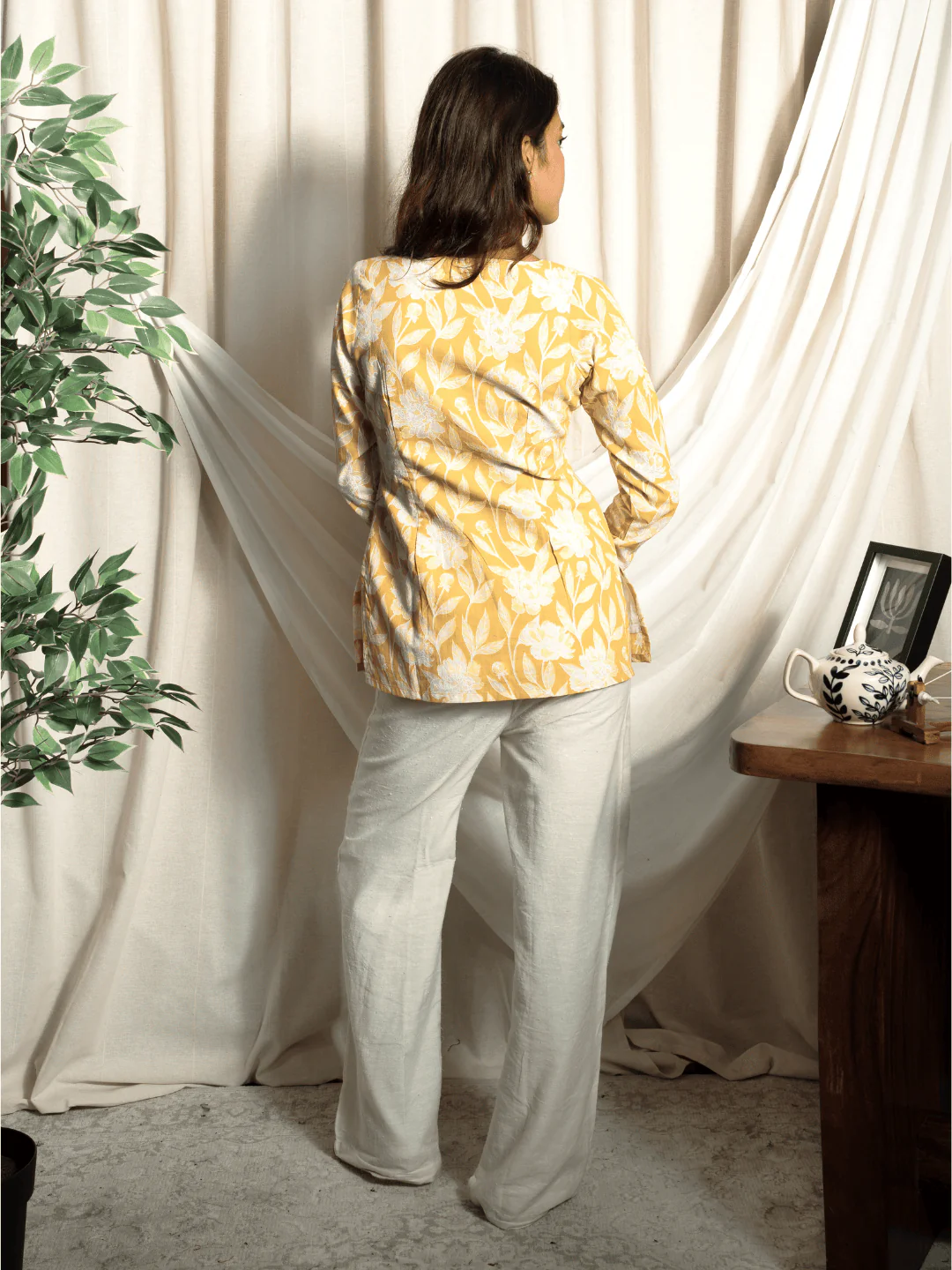 Nafeesa Full Sleeved Kurti - Image 3