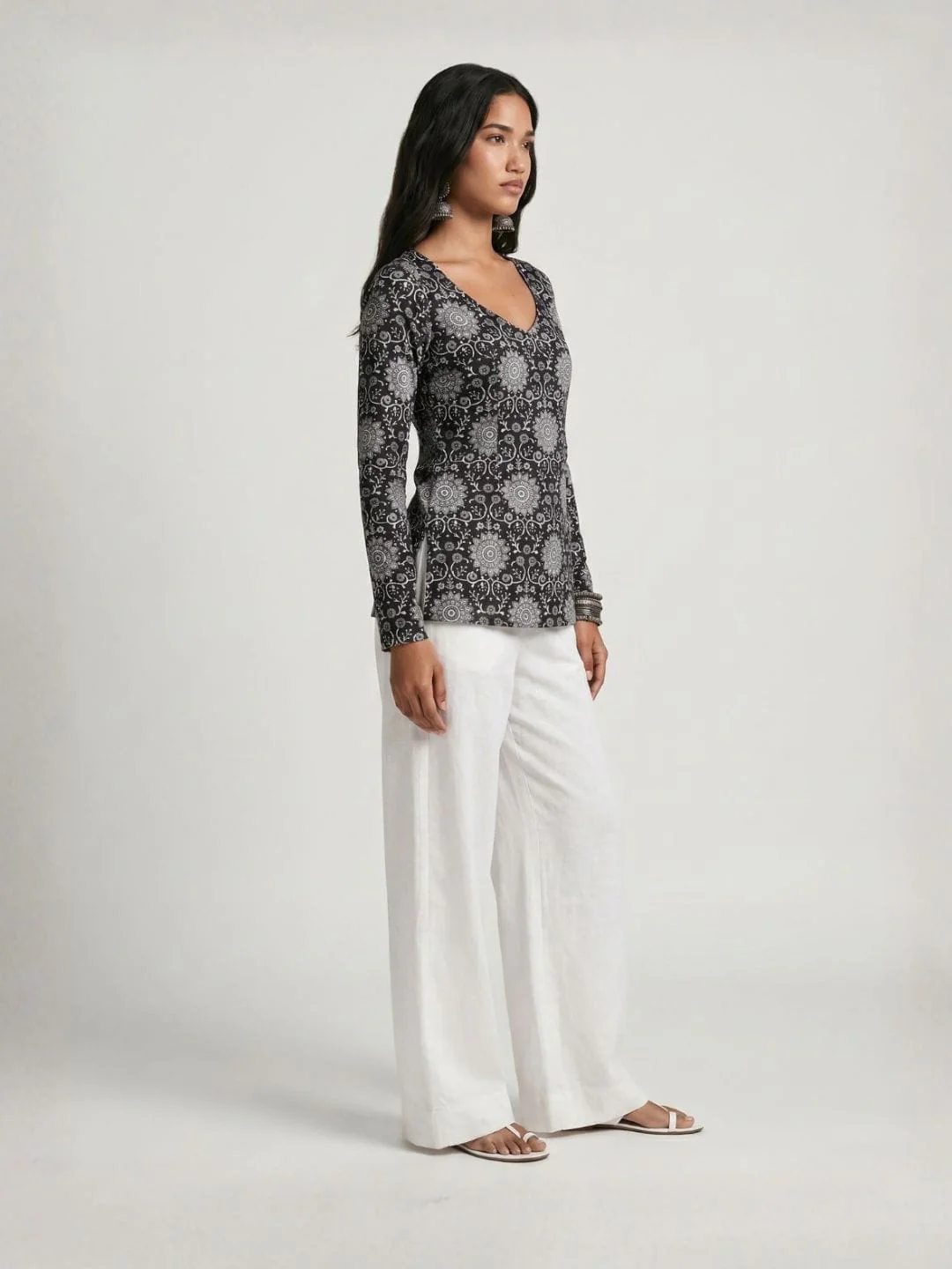 Noor Sleeved Modest Kurti - Image 3