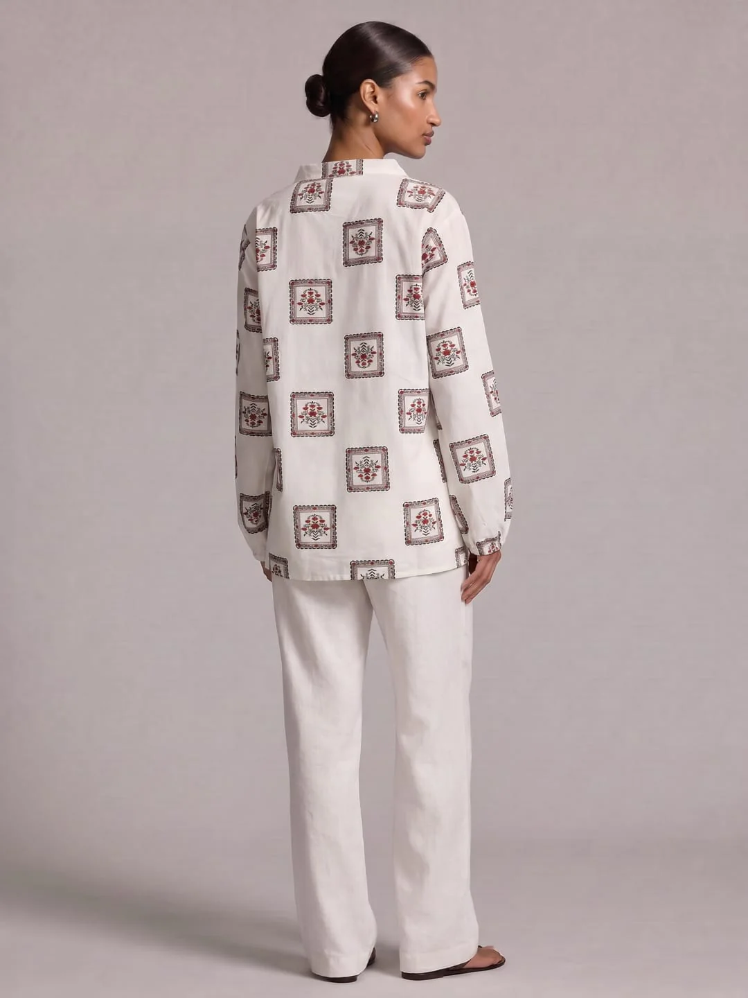 Omira Sleeved Top - Image 2
