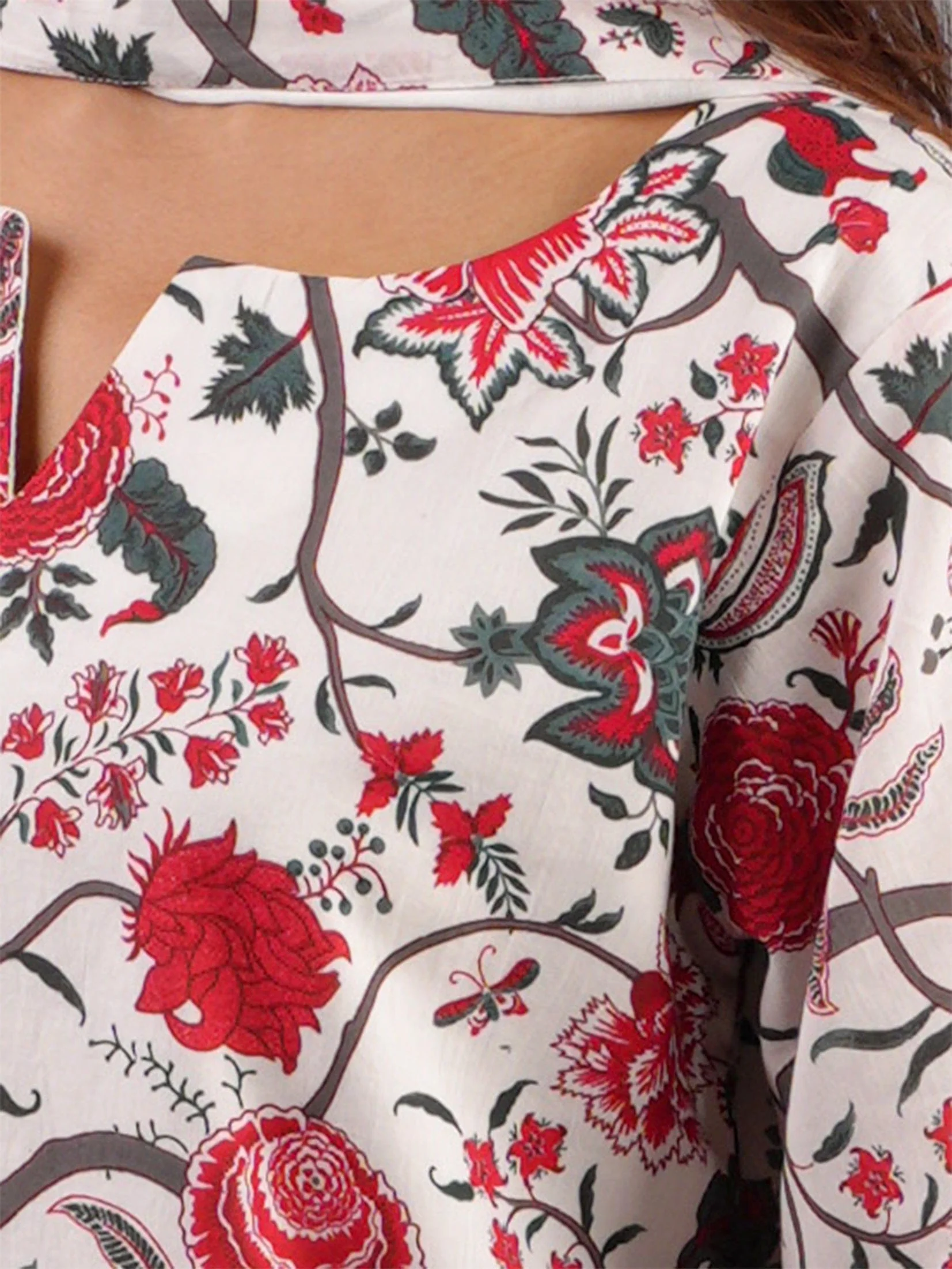 Parishad Farsi Kurti Pant Dupatta Set - Image 3