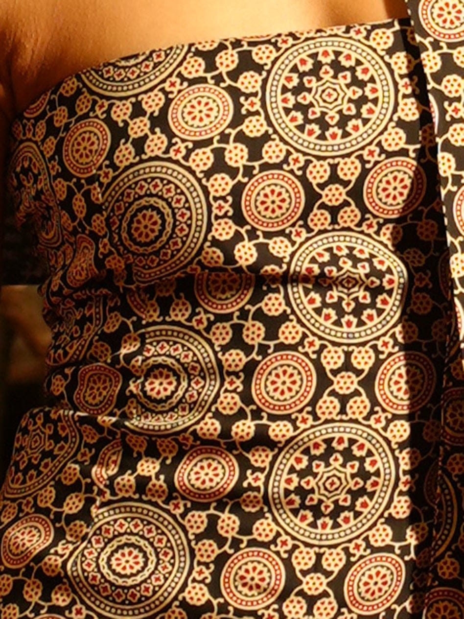 Ravya Corset Top - Image 6