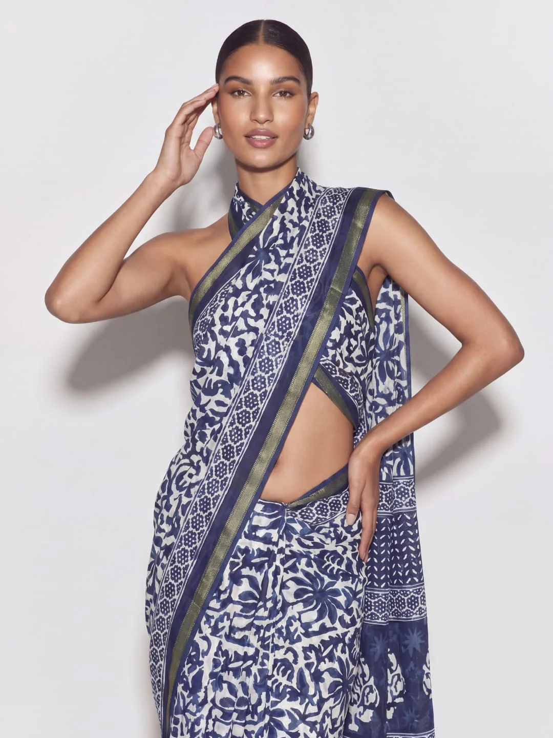 Reva Dabu Floral Block Print Saree - Image 2