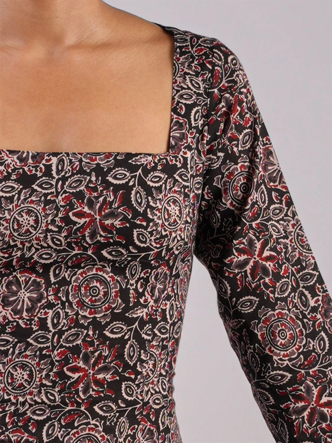 Riva Sleeved Corset Kurti - Image 5