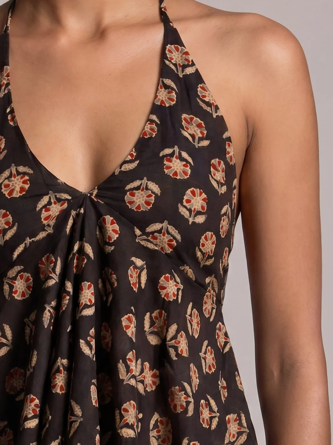 Saral Asymmetrical Tie - Up Top - Image 4