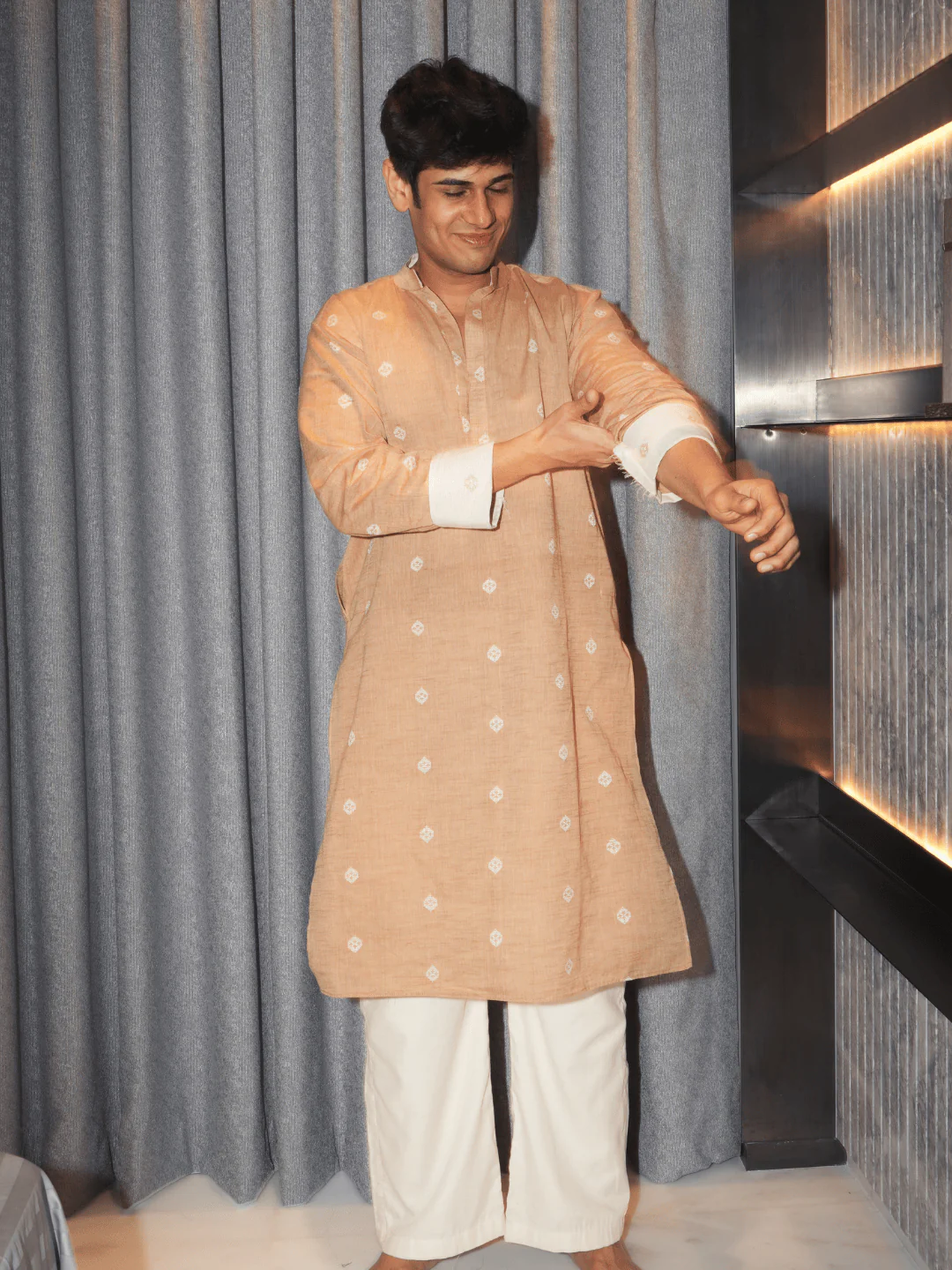 Tajdaar Inverted Sleeves Long Kurta - Image 3