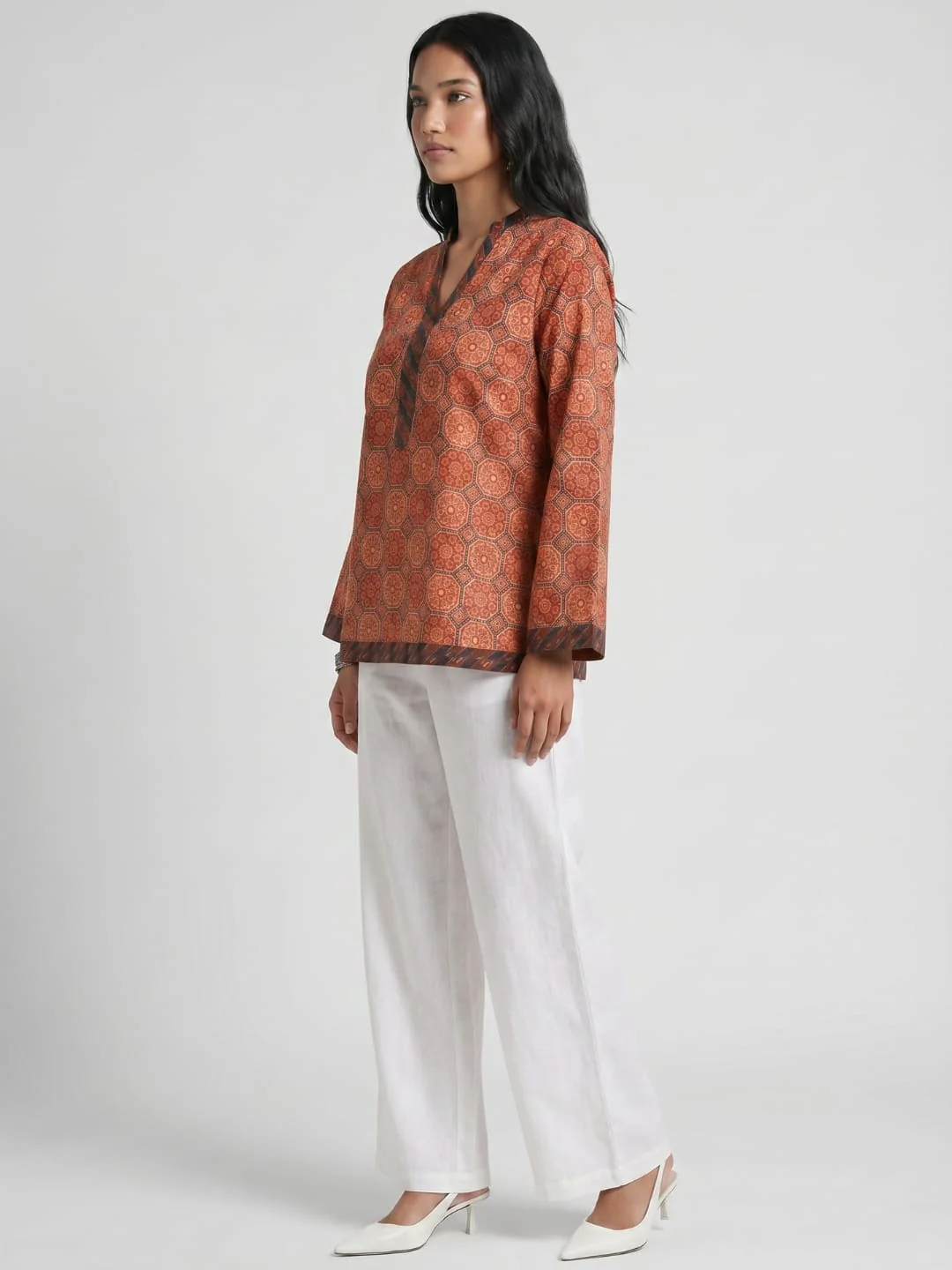 Vaari Sleeved Kurti - Image 3