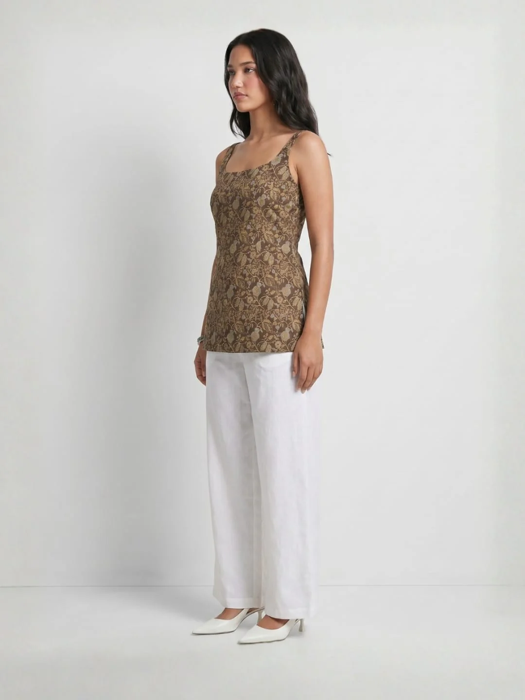 Zeel Deep Back Short Kurti - Image 3